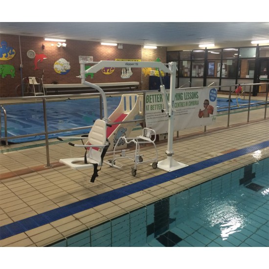 Oxford Dipper Manual Pool hoist with Ranger Seat